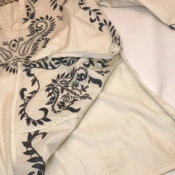 Robert Graham Large Beige & Grey